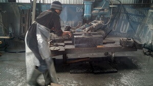 Полировка гранита на станке